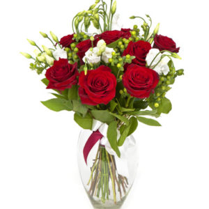 floravea morocco hug flower bouquet